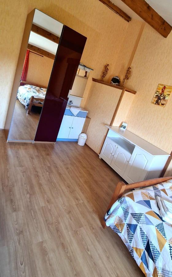 Chambres D Hotes Le Bois Corbeau Tiffauges Exterior foto